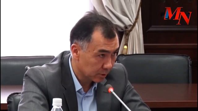 Равшан Жээнбеков: Атамбаев бир бурчта коркконунан бекинип отурду смотреть онлайн