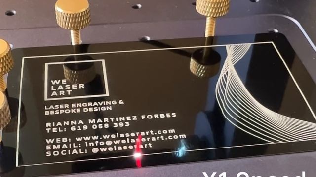 Engraving Aluminium Business Cards - LaserPecker 3 (L3) - The World's Smallest Pulsed Fiber Laser смотреть онлайн
