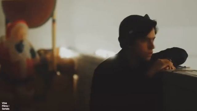 Джагхед Джонс смотреть онлайн