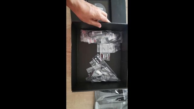 Unboxing Gigabyte X570 Aorus Ultra Mainboard - Kutu Açılımı смотреть онлайн