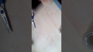 Склеиваем телефон скотчем