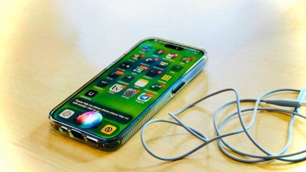 IOS 18.2 УЖЕ В РОССИИ