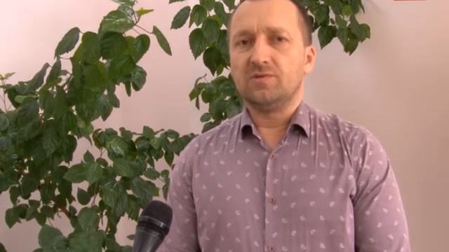 Спортсмены из Холмска покорили судей на Первенстве области по фигурному катанию смотреть онлайн