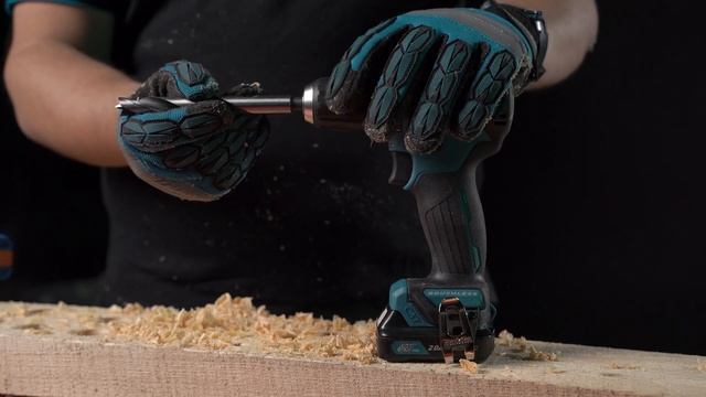 Makita DF332D обзор аккумуляторной дрели-шуруповерта смотреть онлайн