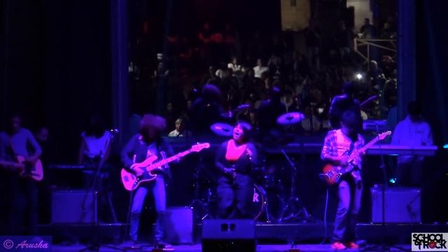 "Paranoid Android" Radiohead cover. Foro la Paz! смотреть онлайн