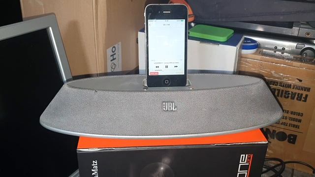 JBL On Stage - 200 iD Głośniki ze stacją na ipod/iphone /aux in смотреть онлайн
