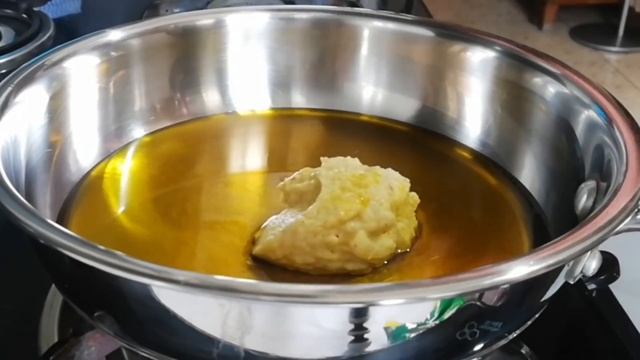 Homemade Herbal oil for knee/joint/back and muscle pain ,जोड़ों के दर्द का अंत तुरंत with herbal oil смотреть онлайн