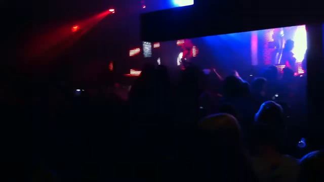 Axwell - Voyeur San Diego 11/27/10 Part 8 Swedish House Mafia - One смотреть онлайн