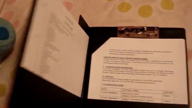 Outfit of the day : wednesday + what's in my school bag смотреть онлайн