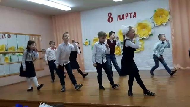 1 класс 8 марта д.денисова смотреть онлайн