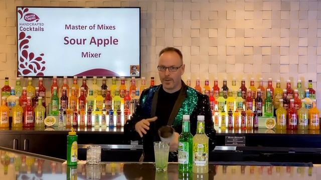 How to Make the Sour Apple Margarita смотреть онлайн