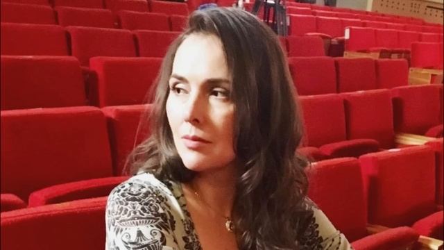 ВСЕ ТАЙНЫ ЗВЕЗДЫ!ПОЧЕМУ ЕЛЕНА ПАНОВА ОТКАЗАЛАСЬ УЕЗЖАТЬ ИЗ РОССИИ?! смотреть онлайн