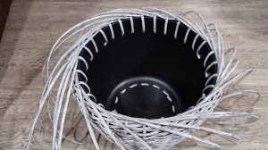 мой первый опыт плетения кашпо из ротанга