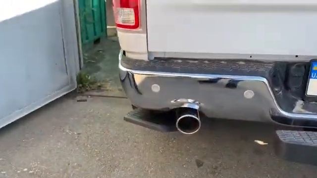 Ram Dodge Ступенька смотреть онлайн