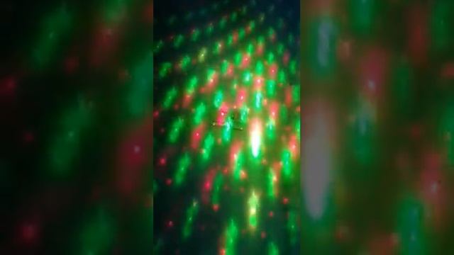 Лазерный проектор 039ARC с изображениями Роза,Смайлик,Точки,Сердце смотреть онлайн