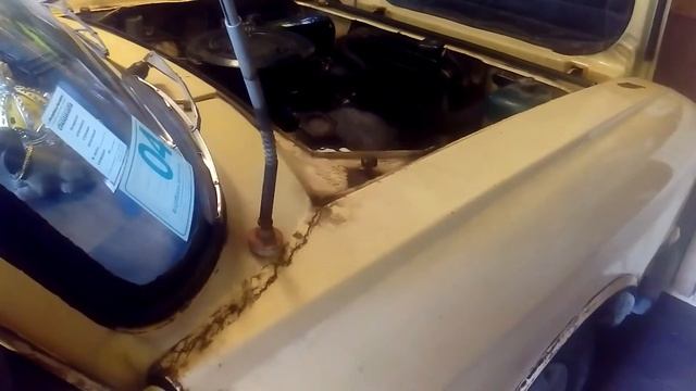 Запуск двигателя Москвич 2140 спустя 4 года отдыха