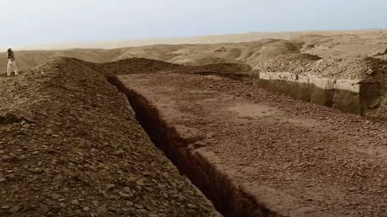 В Египте найдены огромные мегалиты. Они больше знаменитого Трилитона в Баальбеке (новая версия) смотреть онлайн