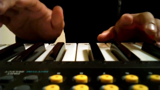 Bottle Service-Piano Cover смотреть онлайн