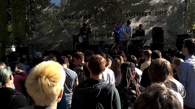 Есть есть есть - Космос (live @ Motherland 12.06.2015) смотреть онлайн