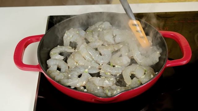 Креветки с кокосовым соусом чили в Сковороде CAST IRON (∅ 26 см) Tupperware смотреть онлайн