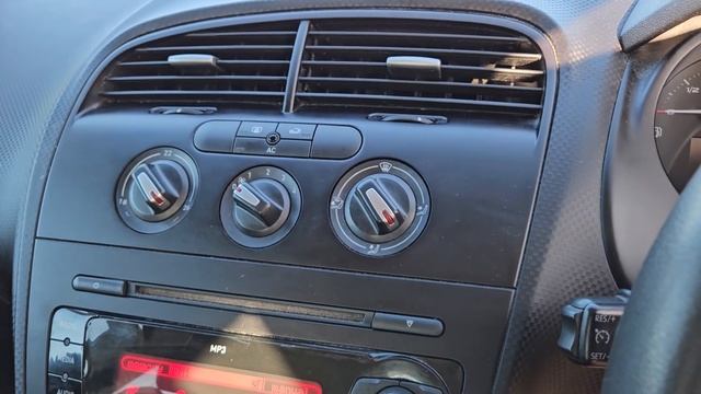 SEAT Altea 1.6 TDI Ecomotive CR S Emocion Euro 5 (s/s) 5dr