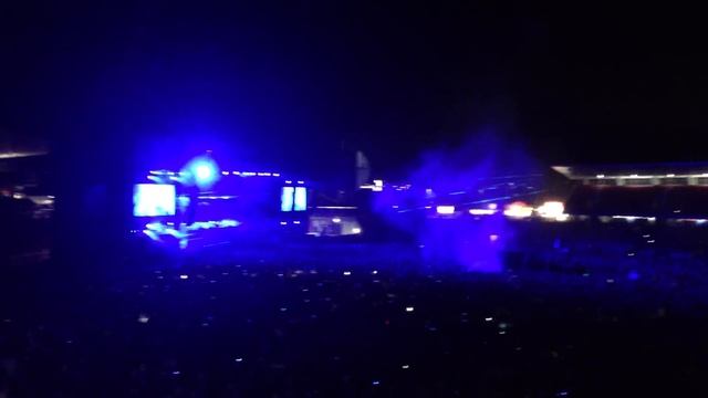 Swedish House Mafia - Say My Name/Insomnia/Sweet Disposition (live) смотреть онлайн