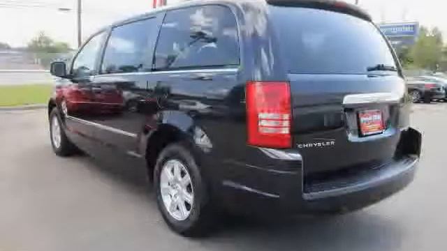 used Chrysler Town & Country Long Island NY 2010 located in New York at Riverhead Automall смотреть онлайн