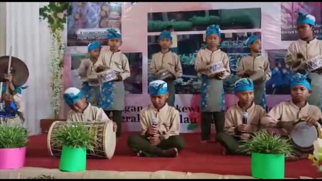 8 PRAKTIK BAIK PENANAMAN KANGKUNG DI SD NEGERI CIPOPOKOL PEMBELAJARAN PARADIGMA BARU смотреть онлайн