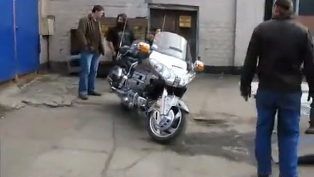 NEW GARAGE JohnFTW BURAN смотреть онлайн
