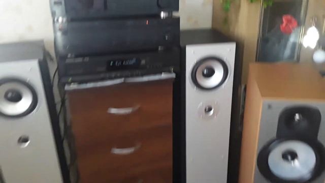 Paradigm Monitor 9v4