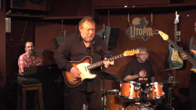 Friends Affair - Memphis Tennessee (Live L'Utopia - 7 février 2014) смотреть онлайн