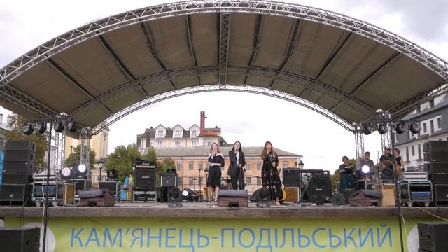 Ліна Цупа, Анастасія Кудринецька та Богдана Іванова на Respublica FEST смотреть онлайн