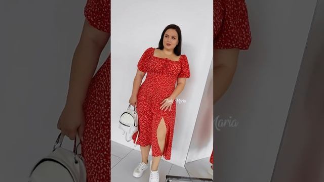 Платье "мелкая полянка" с квадратным вырезом смотреть онлайн