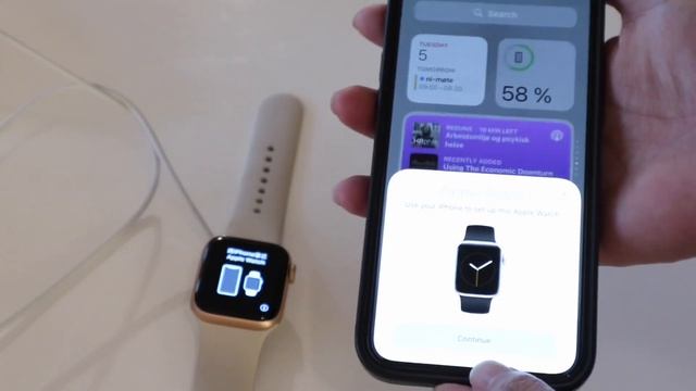 Iphone Watch SE unboxing and set up смотреть онлайн