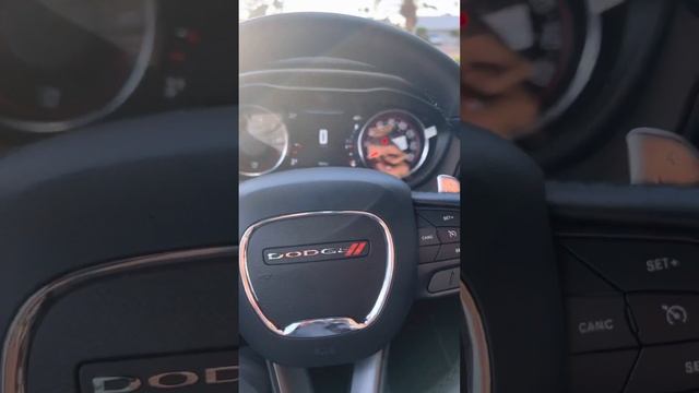 Dodge Challenger 3.6 L 305 Л.С !!! Краткий обзор 👍#usa #жизньвсша #cars смотреть онлайн