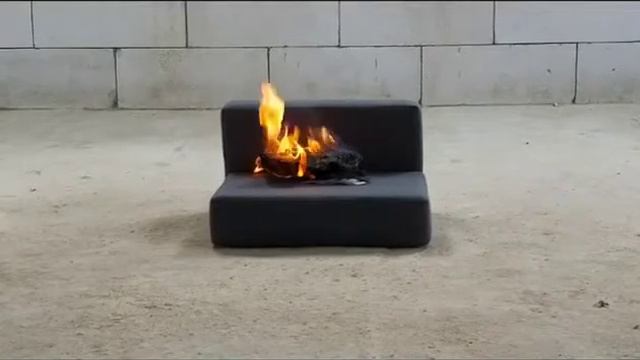 Испытание мягких элементов мебели ткани и наполнителя дивана Treartex. Стройхлам – дом за 100 дней.