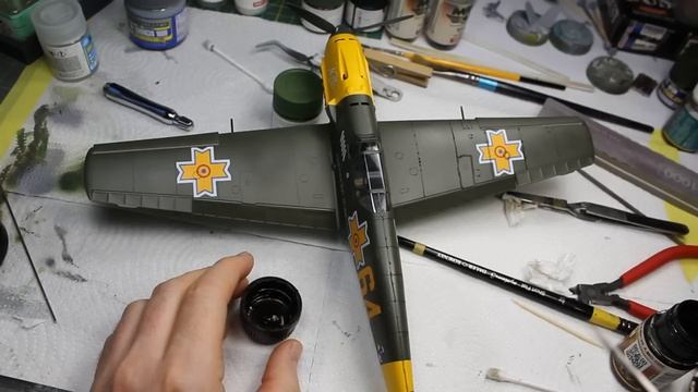 STALINGRAD ESCAPEE - Eduard 1/32 Messerschmitt BF 109 E7 - Romanian Yellow 64, "Nella". смотреть онлайн