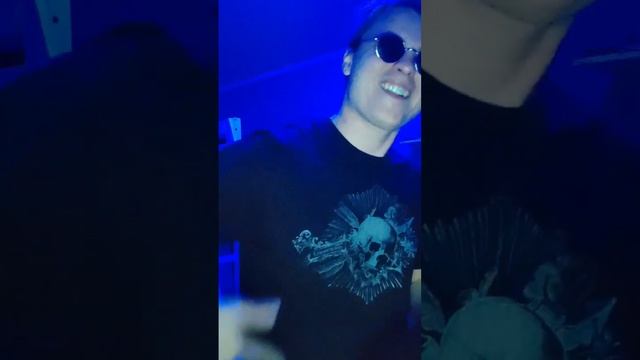 NEVERLOVE ГДЕ НОВЫЙ ТРЕК С MOSACORE? #MOSACORE #neverlove #тренды #шаман #Кипелов #топ смотреть онлайн