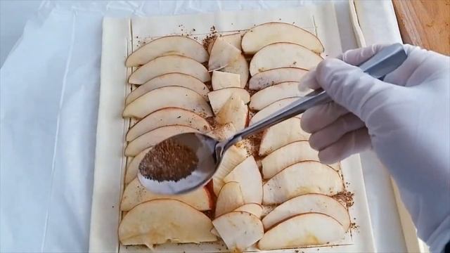 If you love Apple Tart This Is For You 🤤😍 Must Tray Puff Pastry Tart| Apple Tart Recipe смотреть онлайн