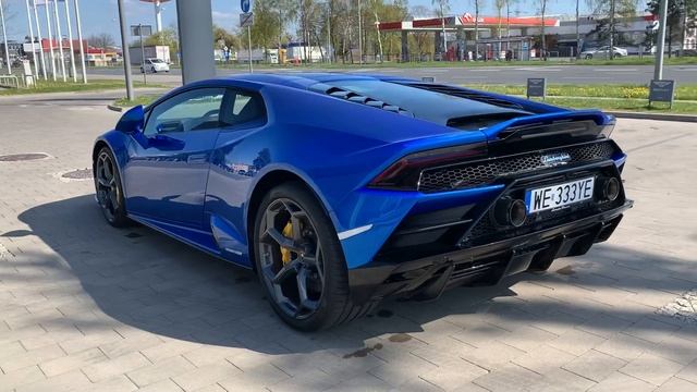 Lamborghini Huracan Evo Blue Nethuns смотреть онлайн