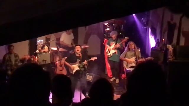 Salad Days - Mac Demarco LIVE смотреть онлайн