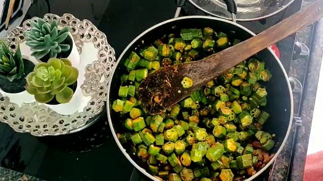 Bendakaya fry || బెండకాయ fry || Bhindi fry || Okra fry || Bendakaya vepudu || Swathis small world смотреть онлайн