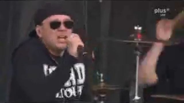 Hollywood Undead - Coming Back Down (Live @ Rock Am Ring 2011) [5-9]