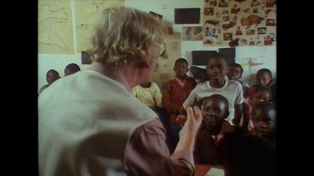 Surviving The Streets Of Africa | Life In The Slums (Poverty Documentary) | TRACKS смотреть онлайн