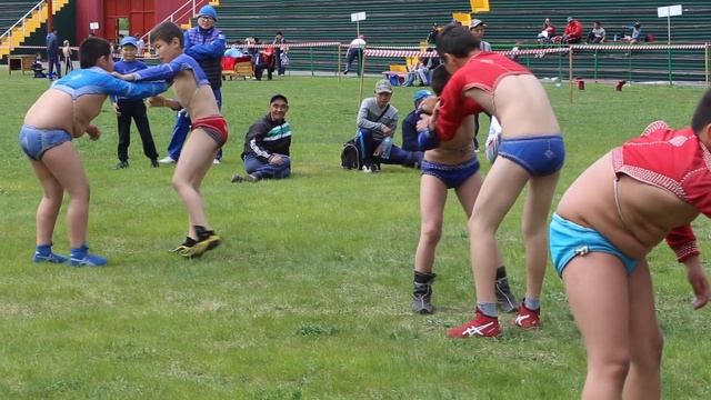 Хуреш 1 июня #ДетиТувы смотреть онлайн