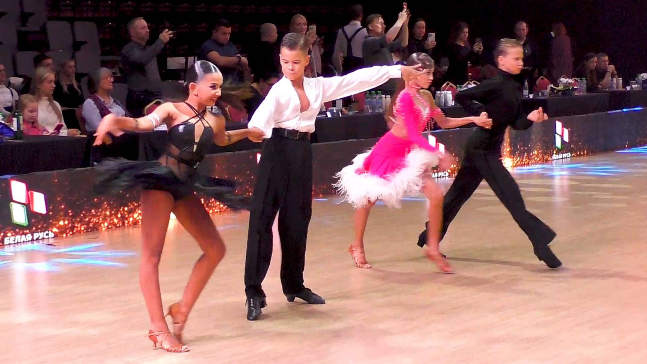 Юниоры-1 La (Open), 1/2: ча-ча-ча, самба, румба, пасодобль, джайв. Capital Cup Minsk 2024 смотреть онлайн