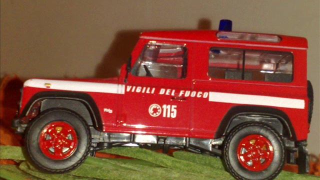 LAND ROVER DIECAST AND MODELS 2 смотреть онлайн