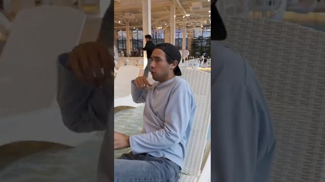 the ocean cafeZach King смотреть онлайн