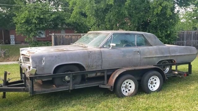 1964 Pontiac Grand Prix that was given to me today by original owners family. All original. смотреть онлайн