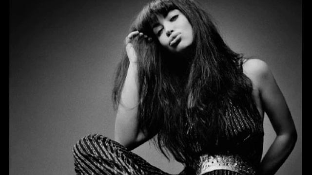 Aura Dione - Song for Sophie смотреть онлайн